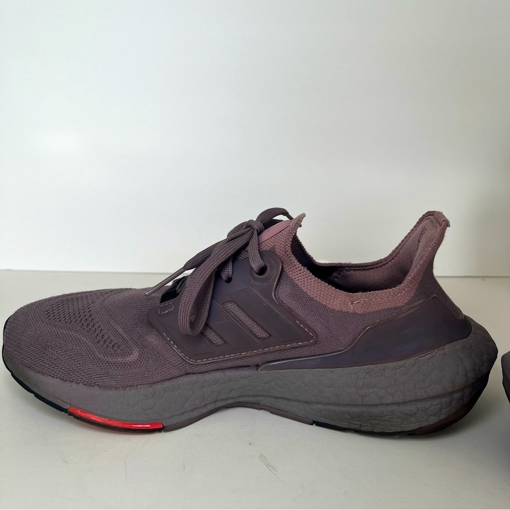 Adidas Ultraboost 22 Women’s Running Shoes Size 7.5 Purple Exercise Walking - Picture 4 of 10